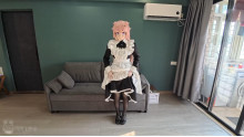 人形のメイドの呼吸管はいったいどこにありますか
 人形のメイドの呼吸管はいったいどこにありますか
